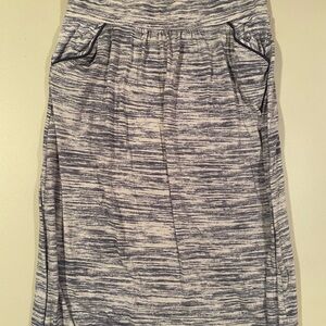 Faded Glory Navy and Cream Maxi Skirt